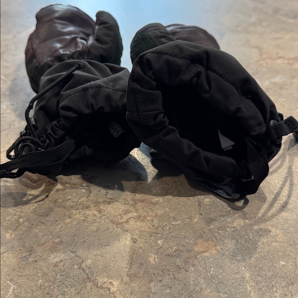 Black Diamond Black and Dark Purple Mittens - Picture 3 of 5